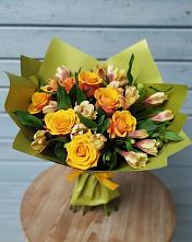 Букет цветов из:  Альстромерии и Розы в Гвардейске