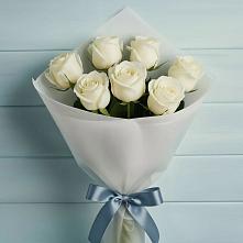 Букет 7 Белых роз Эдлесс Лав в Гвардейске
