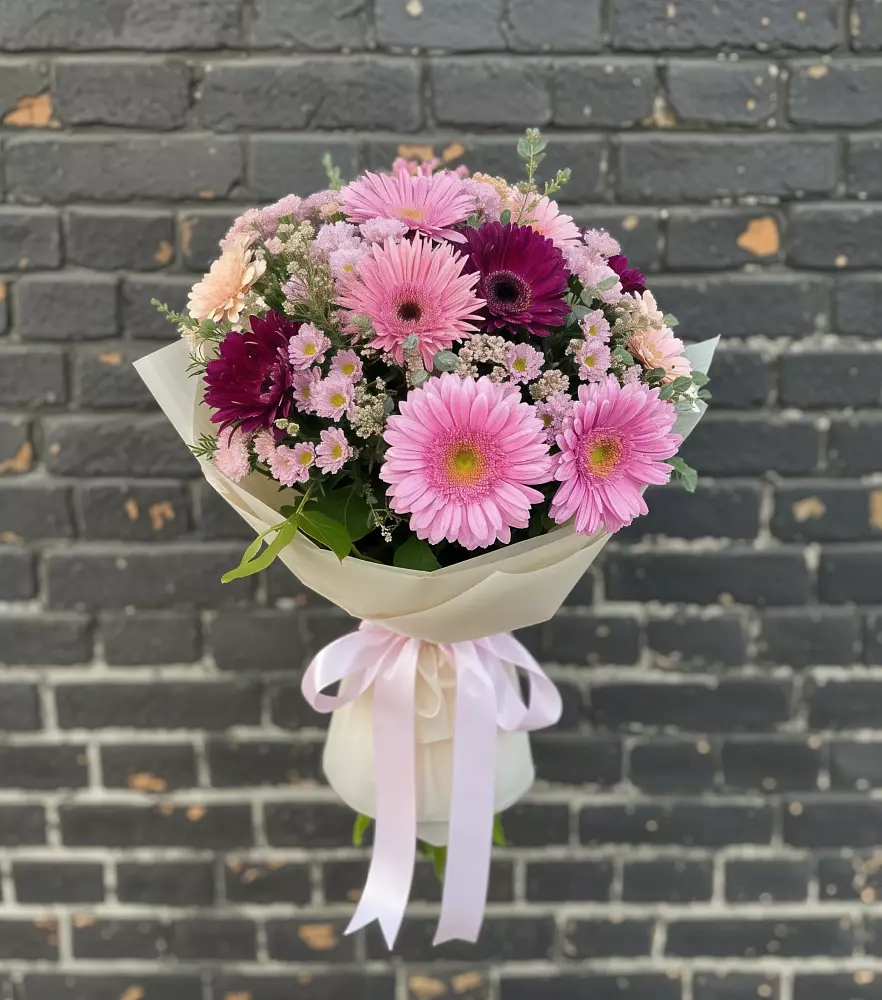 Букет цветов из: Герберы и Хризантемы в Гвардейске