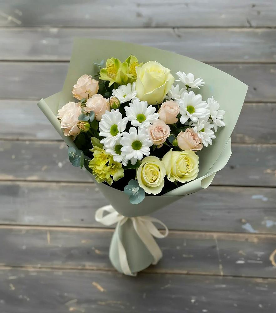 Букет цветов из: Альстромерии, Розы и Хризантемы в Гвардейске