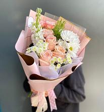 Букет цветов из:  Хризантемы и Розы в Гвардейске