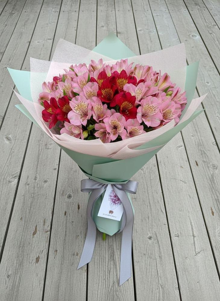 Букет цветов из: Альстромерии в Гвардейске