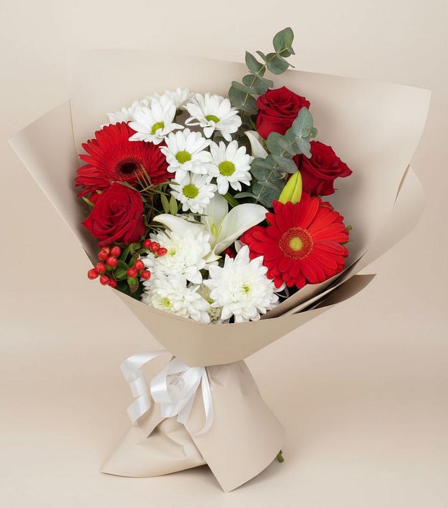 Букет цветов из: Розы, Хризантемы, Герберы и Лилии в Гвардейске