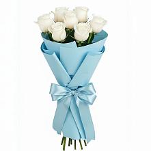 Букет 7 белых роз Проуд в Гвардейске