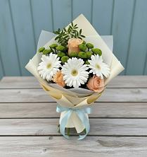Букет цветов из:  Герберы, Розы и Хризантемы в Гвардейске