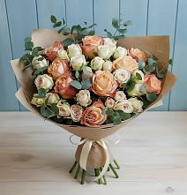Букет цветов из:  Альстромерии и Розы в Гвардейске